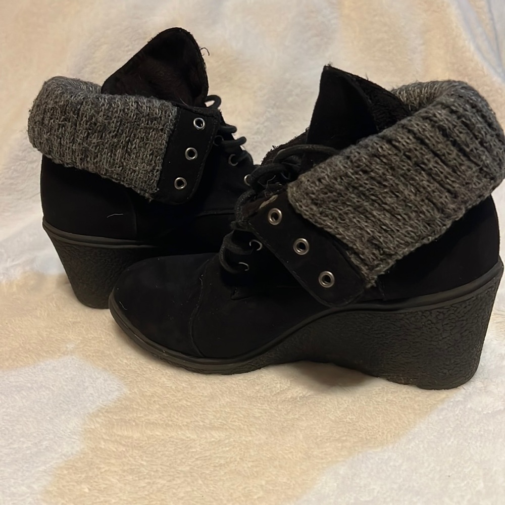 Nicole wedge boots